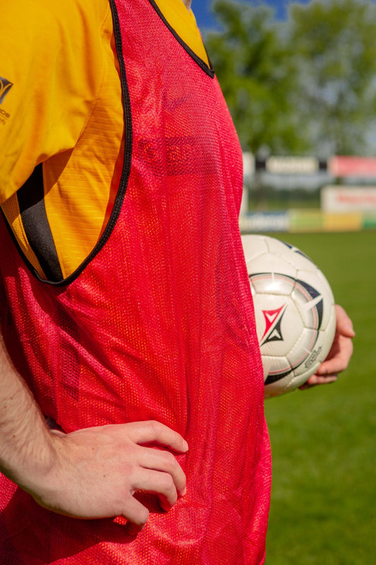 POWERSHOT® Coloured Training Bibs (Red Child)